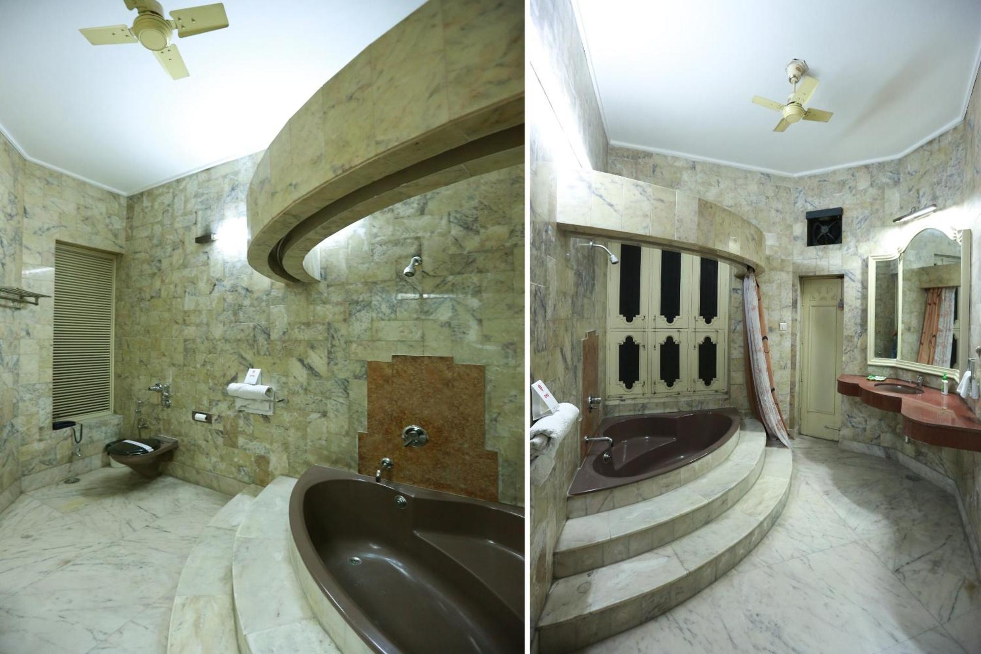 Oyo 8844 Meadows Inn Chinhat Экстерьер фото